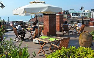 Seven Hills Boutique Hotel