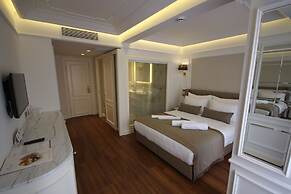 Hotel Mina – Special Class