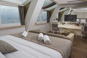 Hotel Mina – Special Class