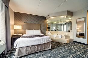 Monte Carlo Inn - Brampton Suites