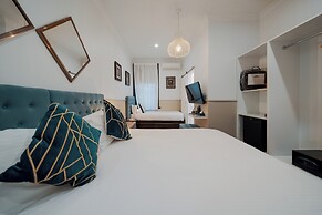 Cremorne Point Manor