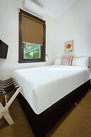 Cremorne Point Manor