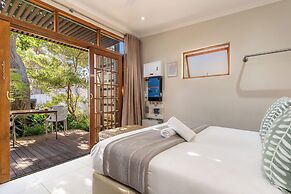Camps Bay Village