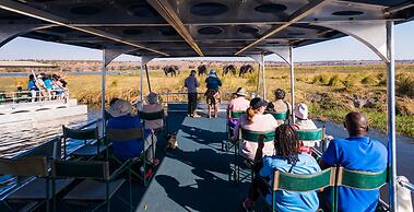 Chobe Marina Lodge