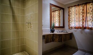 Chobe Marina Lodge