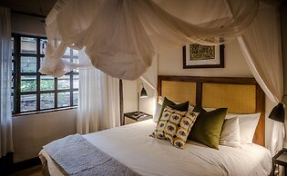 Chobe Marina Lodge