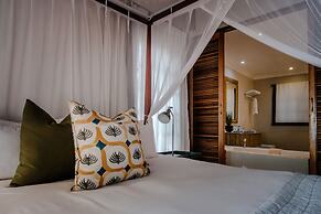 Chobe Marina Lodge
