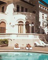 Hotel De la Ville