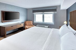 Four Points by Sheraton Barrie