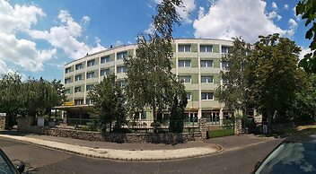Nap Hotel