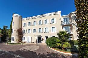 Hotel Chateau De La Tour