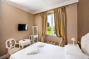 Hotel Chateau De La Tour