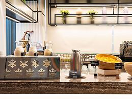 ibis World Trade Centre Dubai