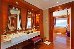 Diamond Cliff Resort & Spa, Patong Beach
