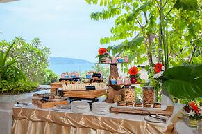 Diamond Cliff Resort & Spa, Patong Beach