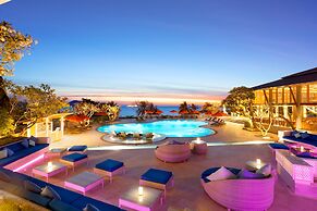 Diamond Cliff Resort & Spa, Patong Beach