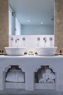 Casa Delfino Hotel & Spa