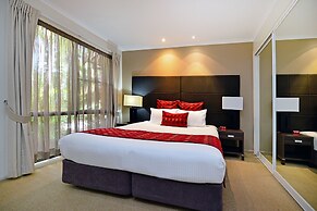 BreakFree Aanuka Beach Resort