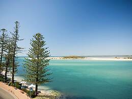 BreakFree Grand Pacific Resort