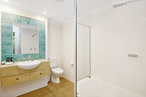 Mantra PortSea