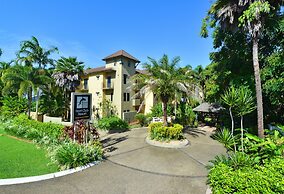 Reef Club Resort