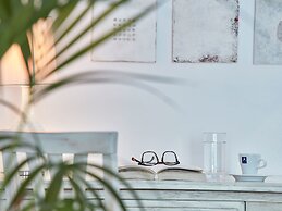 Astra Suites