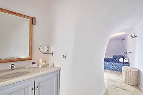 Astra Suites