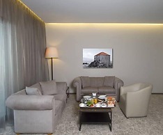 PROMENADE HOTEL ZALKA