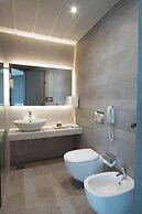PROMENADE HOTEL ZALKA