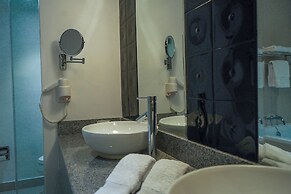 NM Lima Hotel