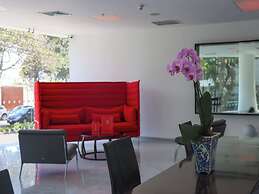 NM Lima Hotel