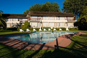 Hotel Marina Villa del Rio