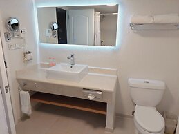 Holiday Inn Cuernavaca by IHG