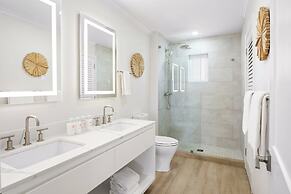 Alexandra Resort - All-Inclusive