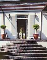 Manor on the Bay