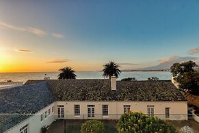 Manor on the Bay