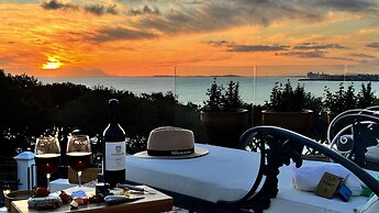 Manor on the Bay