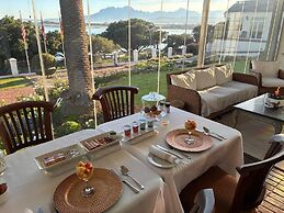 Manor on the Bay