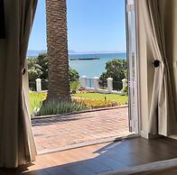 Manor on the Bay