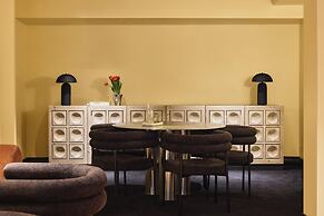 Hotel Diplomat Sydney