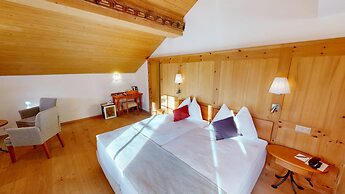 Schweizerhaus Swiss Quality Hotel