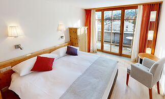 Schweizerhaus Swiss Quality Hotel