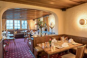 Schweizerhaus Swiss Quality Hotel