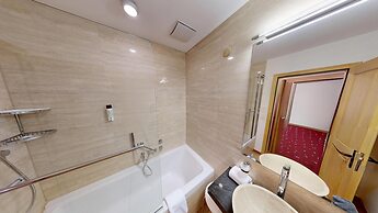 Schweizerhaus Swiss Quality Hotel