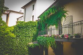 Nobilton Hotel