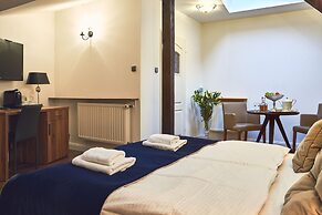 Nobilton Hotel