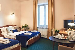 Nobilton Hotel