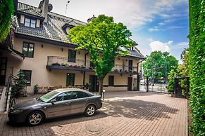 Nobilton Hotel
