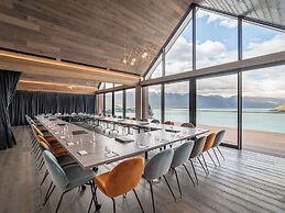 Kamana Lakehouse