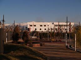 Hotel Corona de Atarfe